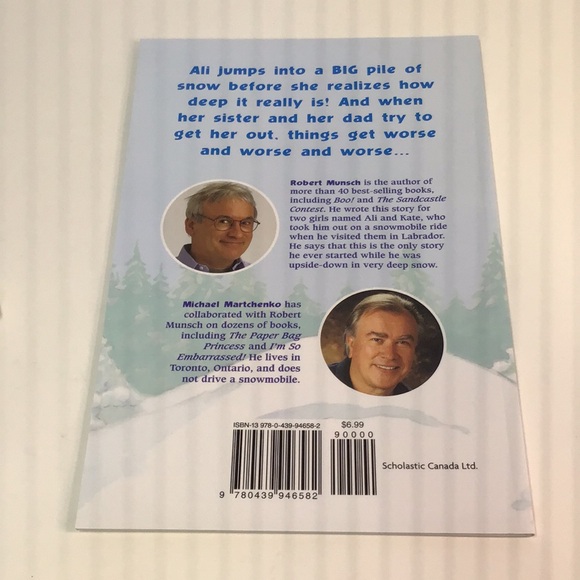 Children's Winter Book Collection Scholastic Kids books very nice 2003-2006 4 pc - Picture 3 of 10